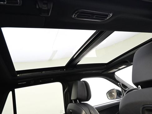 New 2025 Lincoln Navigator L Reserve w/ Jet Appearance Package image 17