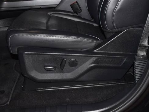 Used 2025 Ford F150 Lariat image 15