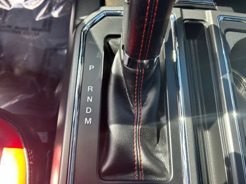 Used 2019 Ford F150 Lariat w/ Equipment Group 502A Luxury AWD/4WD image 29