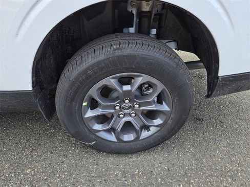 New 2025 Ford Maverick XLT w/ XLT Luxury Package image 9