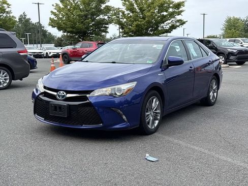 Used 2015 Toyota Camry SE w/ Moonroof Package FWD image 5