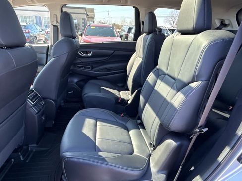 Certified 2025 Subaru Ascent Limited AWD/4WD image 11