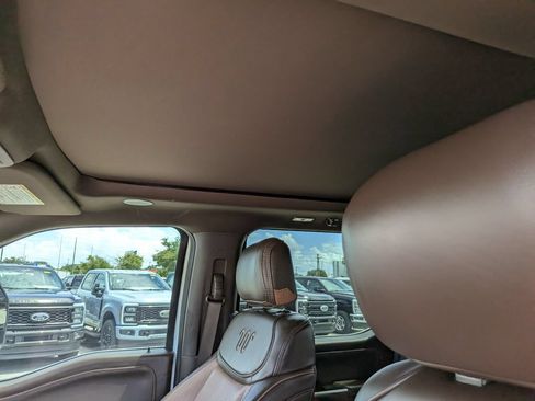 Used 2024 Ford F350 King Ranch AWD/4WD image 27