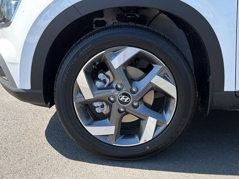 New 2026 Hyundai Venue SEL image 11
