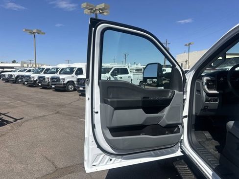 New 2025 Ford F550 4x4 Crew Cab Super Duty image 37