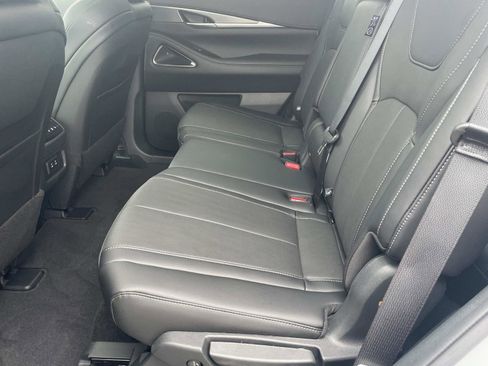 Certified 2026 INFINITI QX60 Luxe w/ Cargo Package image 11