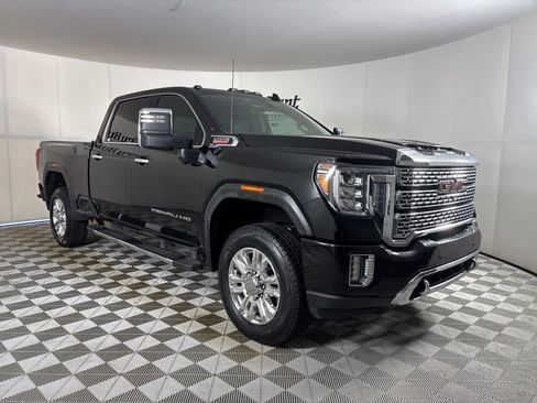 Used 2022 GMC Sierra 2500 Denali image 3