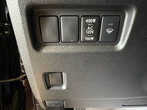 Used 2023 Toyota 4Runner TRD Off-Road Premium w/ Moonroof Package AWD/4WD image 19
