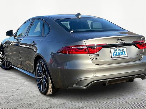 Used 2022 Jaguar XF R-Dynamic SE image 4