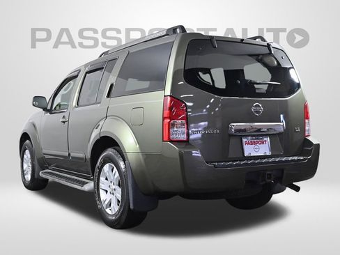 Used 2005 Nissan Pathfinder LE w/ (U01) LE Navigation Pkg image 7