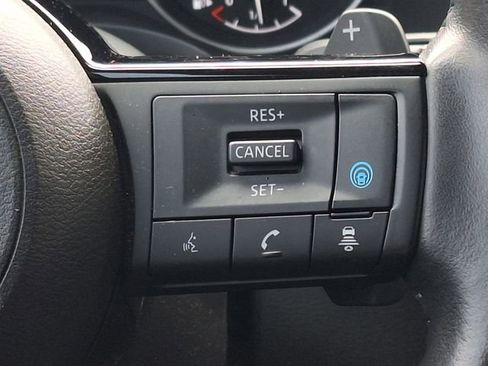 Certified 2021 Nissan Rogue SV w/ Premium Package FWD image 15