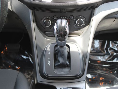 Used 2016 Ford Escape S FWD image 13