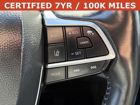 Used 2021 Toyota Highlander Platinum FWD image 24