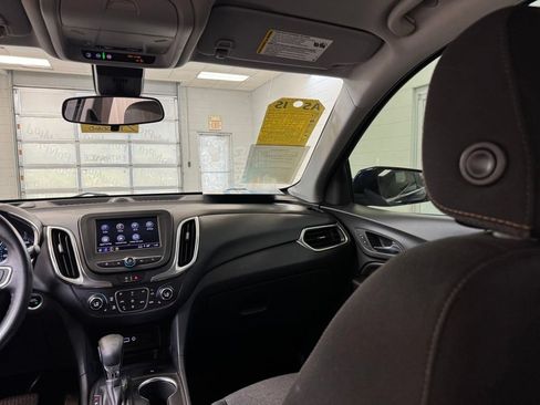 Used 2022 Chevrolet Equinox LT FWD image 25