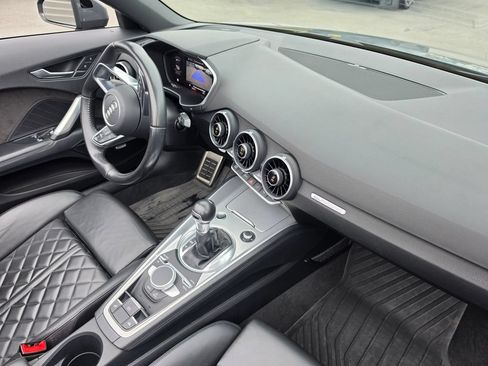 Used 2017 Audi TT 2.0T AWD/4WD image 5