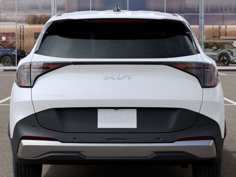 New 2026 Kia Sportage LX FWD image 5