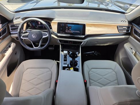 Certified 2024 Volkswagen Atlas SE AWD/4WD image 31