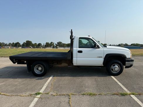 Used 2007 Chevrolet Silverado 3500 2WD Regular Cab image 4