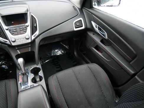 Used 2015 GMC Terrain SLE image 11