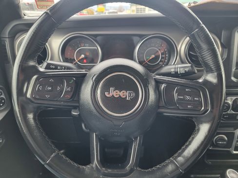 Used 2020 Jeep Gladiator Sport w/ Quick Order Package 24S image 8