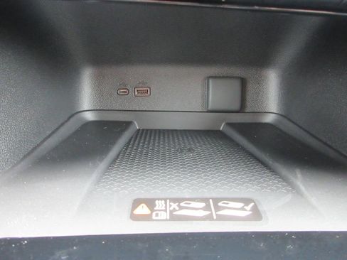 New 2026 Chevrolet Traverse LT w/ Sun and Wheel Package image 29