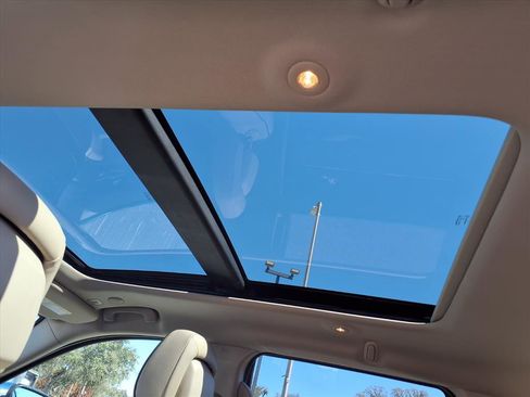 Used 2020 Jeep Grand Cherokee Overland image 20