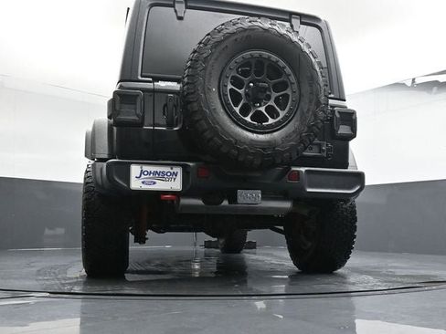 Used 2021 Jeep Wrangler Unlimited Rubicon w/ Xtreme Recon 35" Tire Package image 27