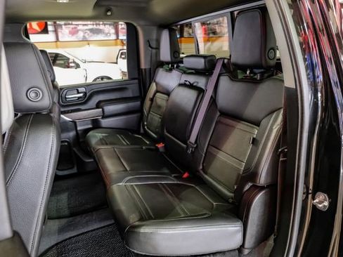 Used 2022 GMC Sierra 2500 Denali image 38