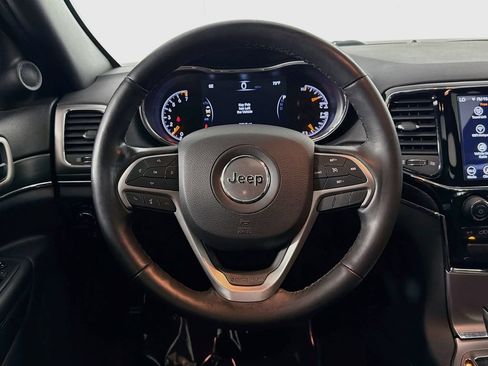 Used 2020 Jeep Grand Cherokee Limited AWD/4WD image 11
