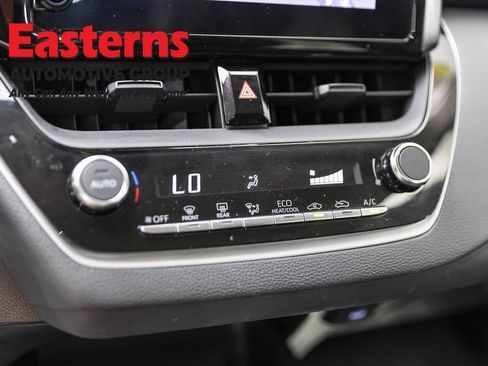 Used 2025 Toyota Corolla LE FWD image 19