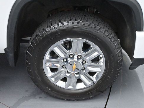 Used 2024 Chevrolet Silverado 2500 High Country w/ Technology Package AWD/4WD image 33