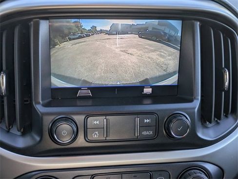 Used 2022 Chevrolet Colorado LT w/ Safety Package image 20