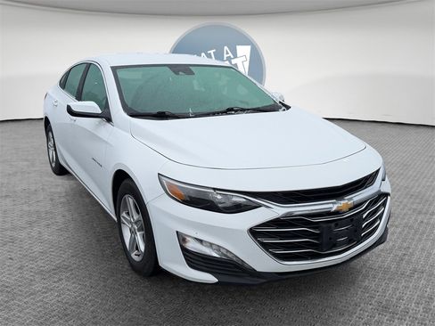 Certified 2024 Chevrolet Malibu LT image 1