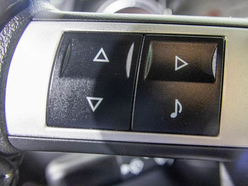 Used 2009 Dodge Challenger SRT8 w/ SRT Option Group II image 33