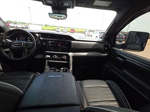 Used 2026 GMC Sierra 2500 AT4X AWD/4WD image 17
