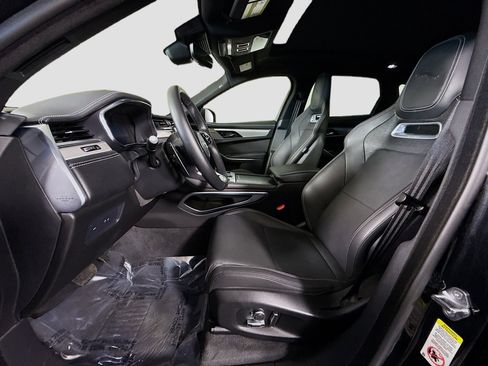 Used 2025 Jaguar F-PACE R-Dynamic S image 22