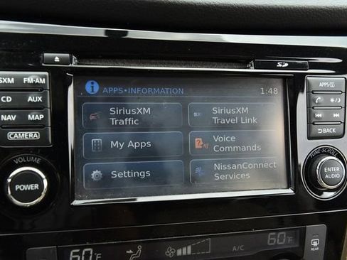 Used 2016 Nissan Rogue SL w/ SL Premium Package FWD image 17