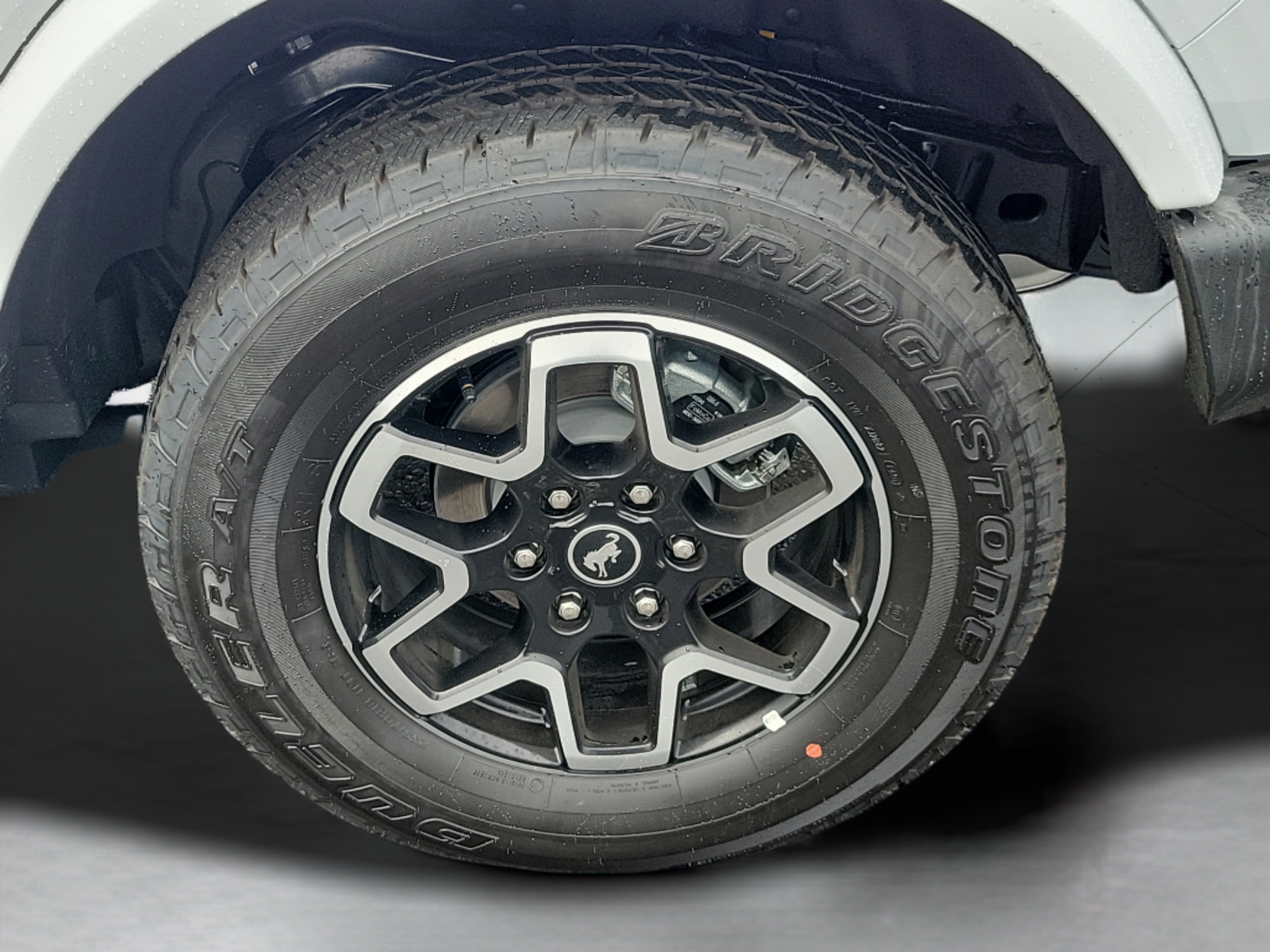 Used 2026 Ford Bronco Outer Banks AWD/4WD image 30