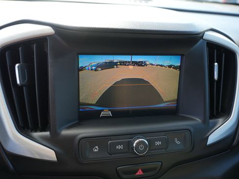 Used 2020 GMC Terrain SLE w/ Driver Convenience Package image 29