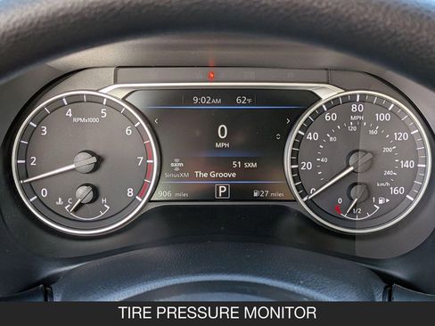 Used 2025 Nissan Sentra SV FWD image 19