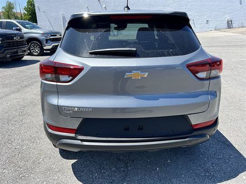 New 2026 Chevrolet TrailBlazer LS w/ LS Convenience Package AWD/4WD image 4
