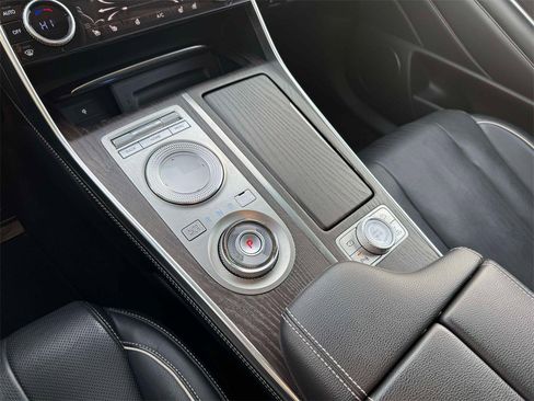 Used 2021 Genesis GV80 2.5T w/ Advanced Package 02 image 30