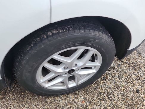 Used 2024 Ford Edge SEL image 6