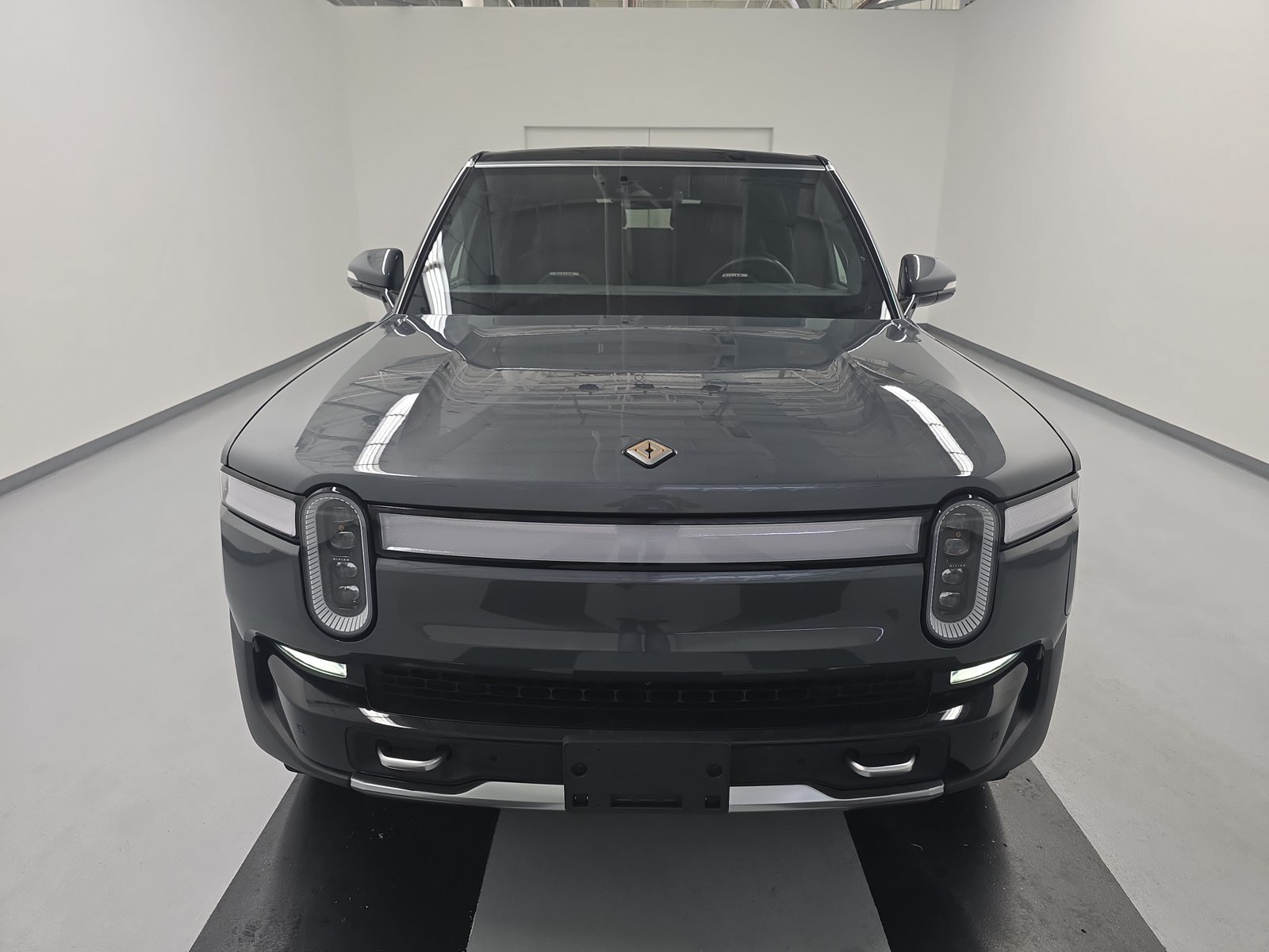 Used 2022 Rivian R1S Launch Edition Quad AWD/4WD image 8