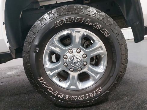 Used 2024 RAM 2500 Big Horn w/ Off Road Package image 30