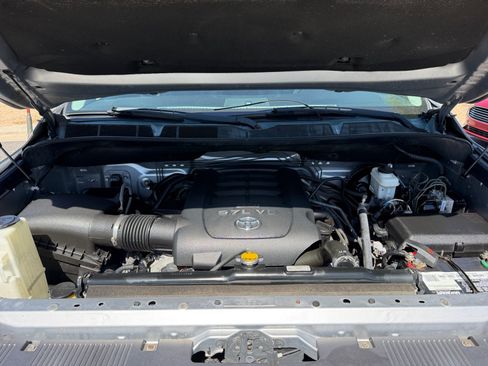 Used 2015 Toyota Tundra SR5 w/ TRD Off Road Package RWD image 21