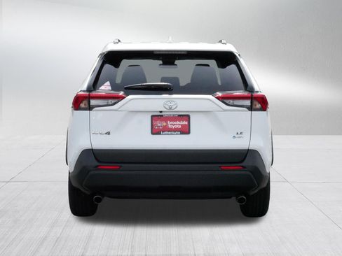 Certified 2025 Toyota RAV4 LE AWD/4WD image 6