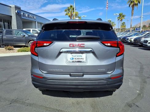 Used 2019 GMC Terrain SLE w/ Driver Convenience Package image 12