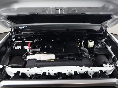 Used 2025 Toyota Tundra Limited image 15