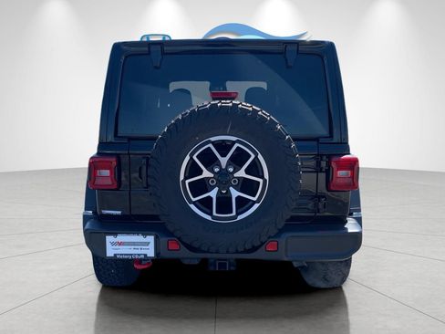 Used 2025 Jeep Wrangler Unlimited Rubicon AWD/4WD image 4